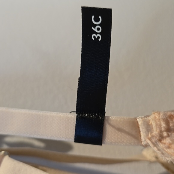 Tahari - 36C, Cream & Ballerina Pink Lace Underwire Bra, 2 Pack​​ - Picture 4 of 13